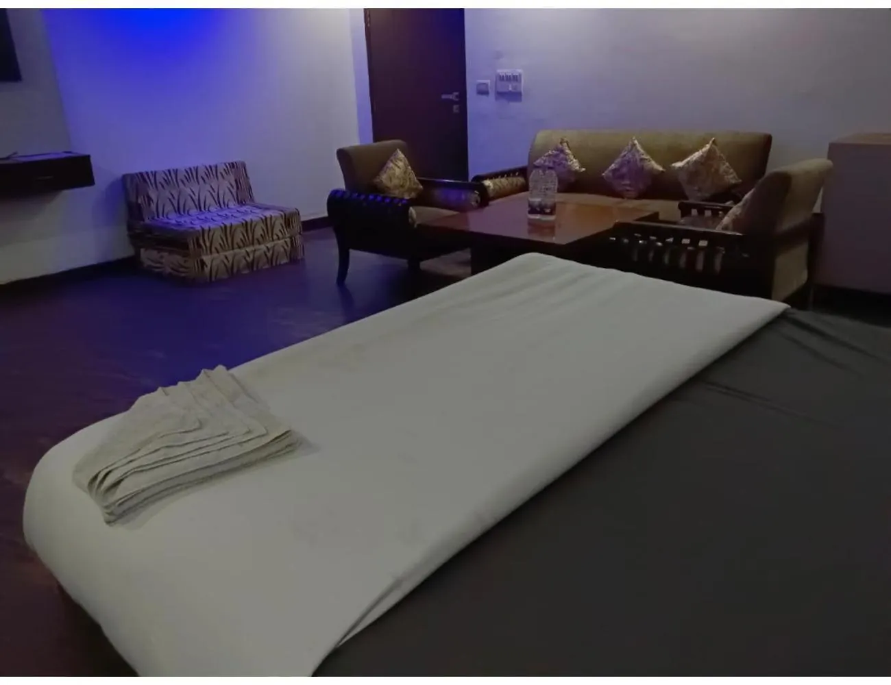 Hotel Singh Residency , Gurgaon 0*,
