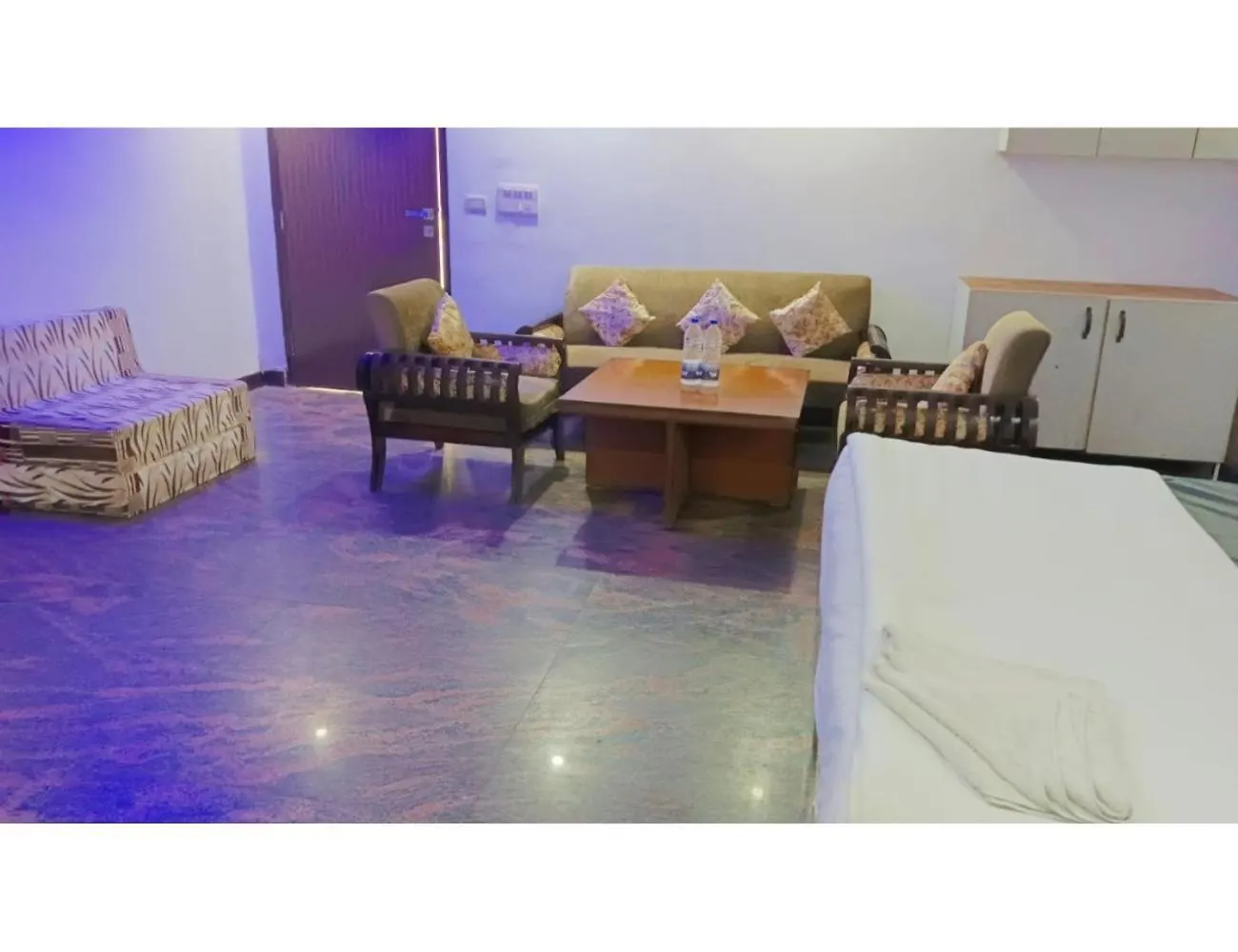 Hotel Singh Residency , Gurgaon Homestay