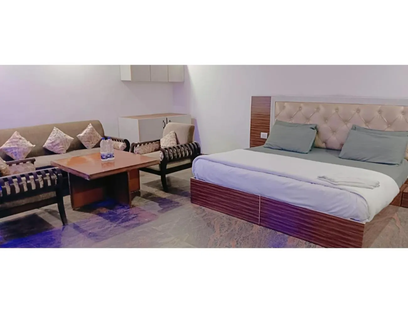 Homestay Hotel Singh Residency , Gurgaon